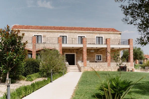 Bright Elegance at Villa Emilio