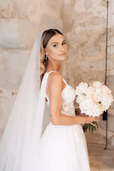 Bijela eleganicja u povijesnom Maškovića Hanu