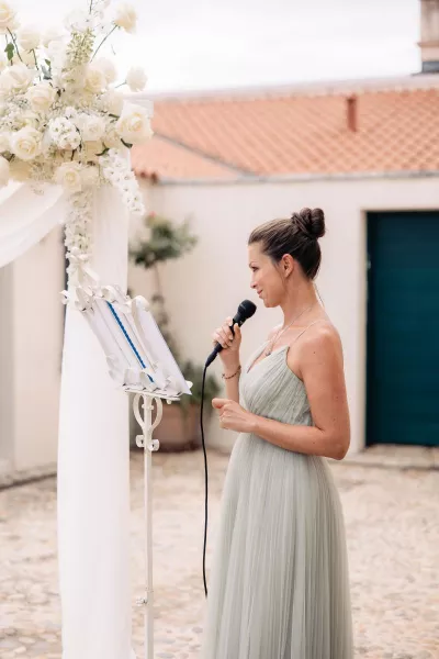 Bijela eleganicja u povijesnom Maškovića Hanu