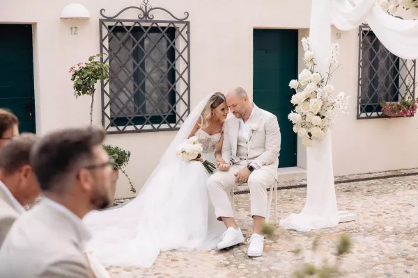 Bijela eleganicja u povijesnom Maškovića Hanu