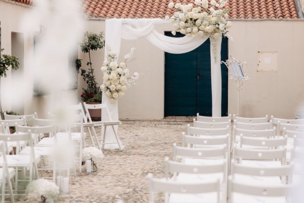 All-White Romance in Historic Maškovića Han