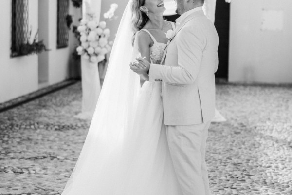 All-White Romance in Historic Maškovića Han