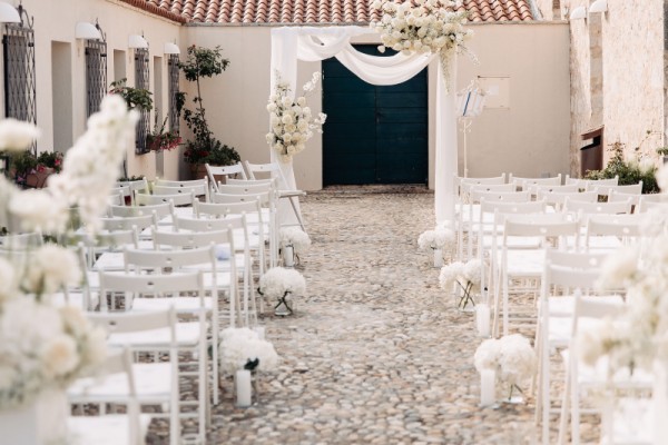 All-White Romance in Historic Maškovića Han