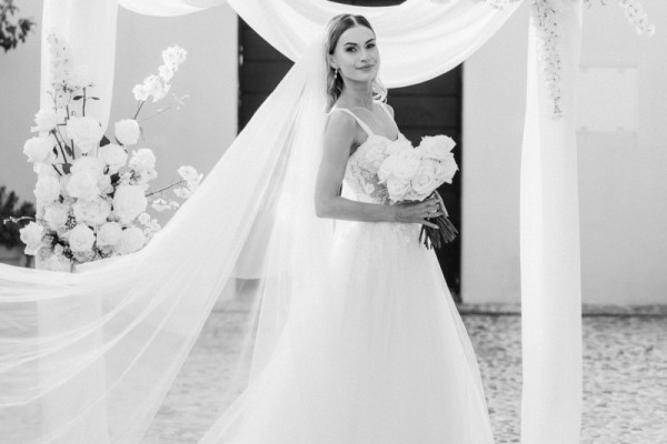 All-White Romance in Historic Maškovića Han