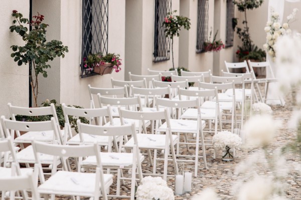All-White Romance in Historic Maškovića Han